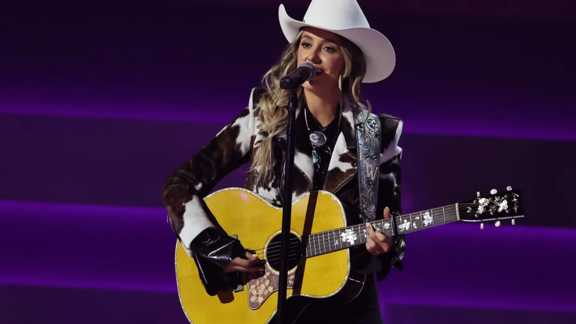 Lainey Wilson Live in New York City